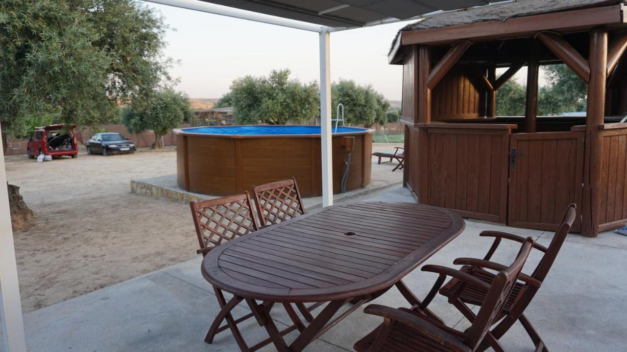Vila Cuchi Farm Chinchón Exteriér fotografie