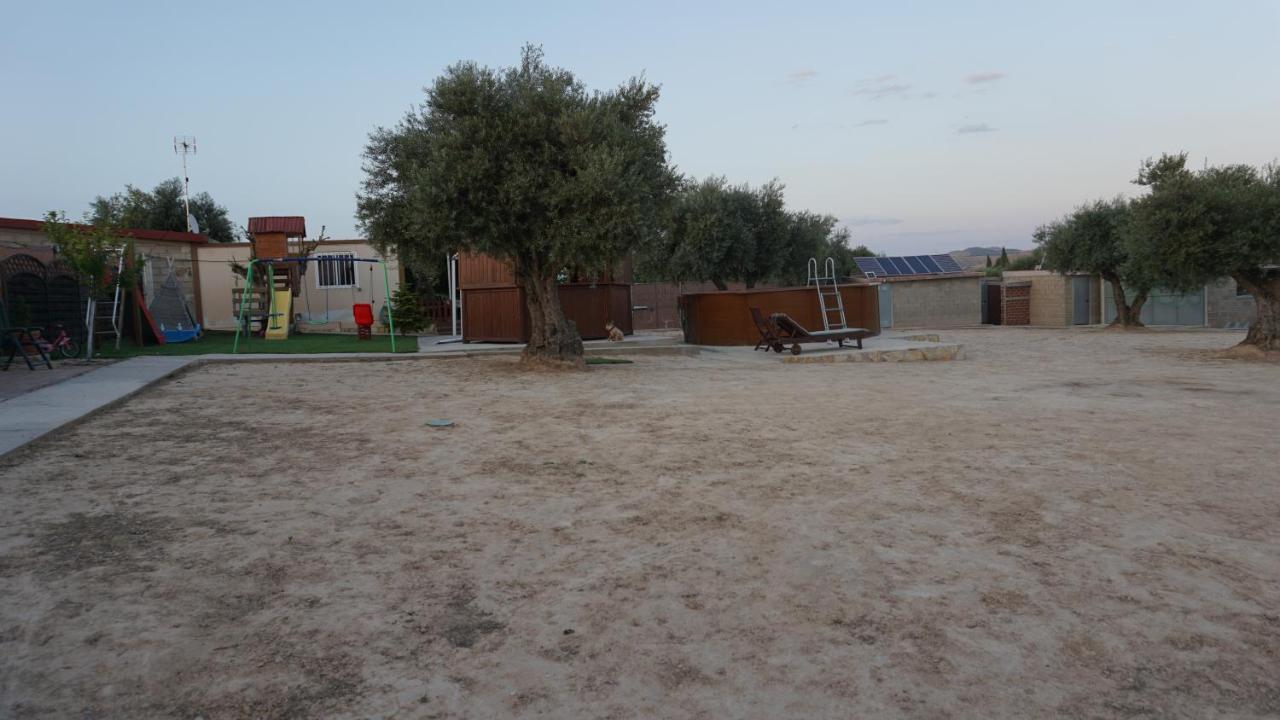 Vila Cuchi Farm Chinchón Exteriér fotografie