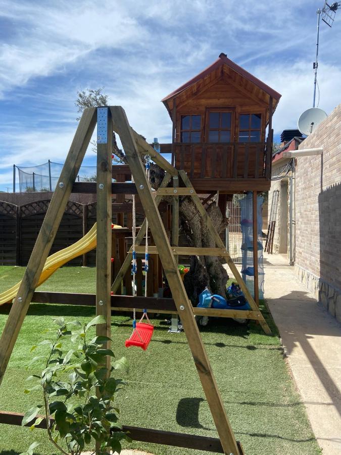 Vila Cuchi Farm Chinchón Exteriér fotografie